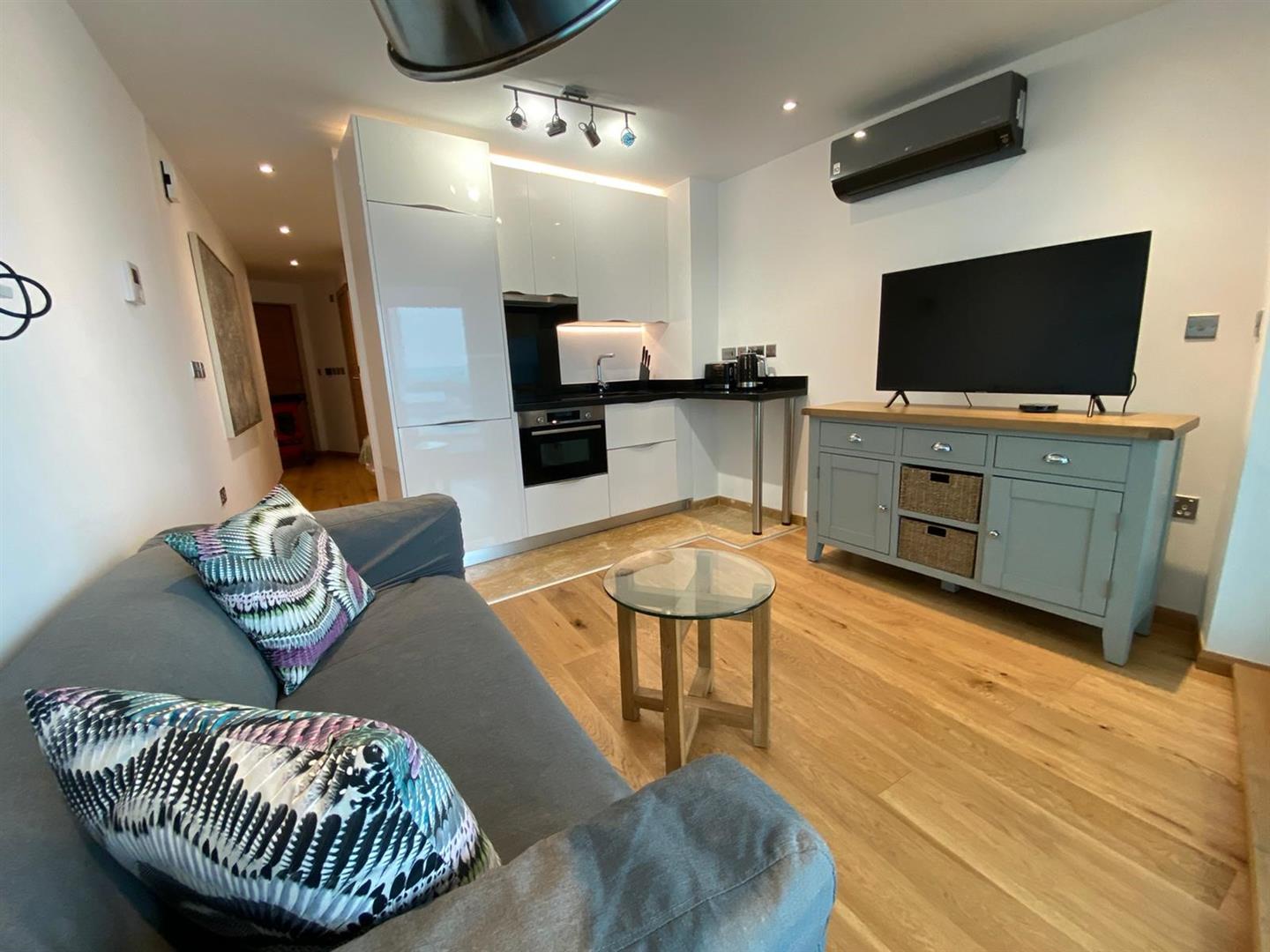 Image of Apartment - 1 Bathrooms for Rental in Ocean Spa Plaza-Gibraltar, Image 1